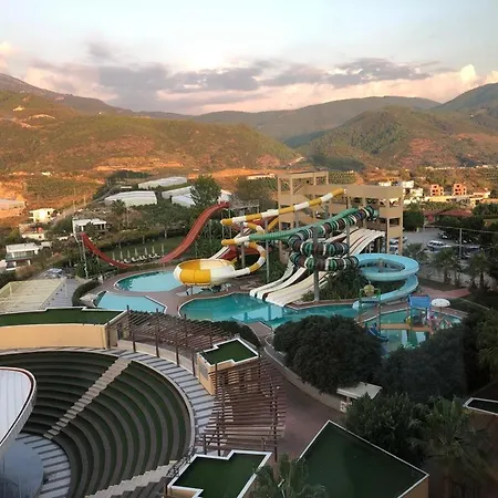 Gold City 2+1 Main Building Flat With Free Aquapark شقة ألانيا