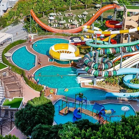 Gold City 2+1 Main Building Flat With Free Aquapark ألانيا